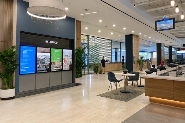 _Retail & Hospitality